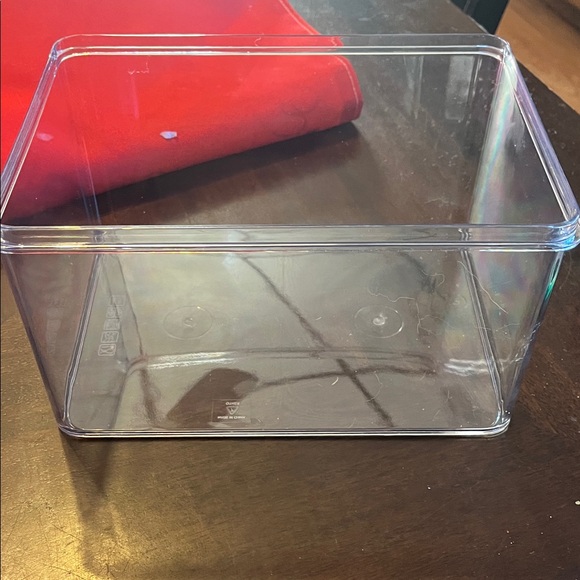 Green Storage produce keeper with Clear Lid - Picture 3 of 4